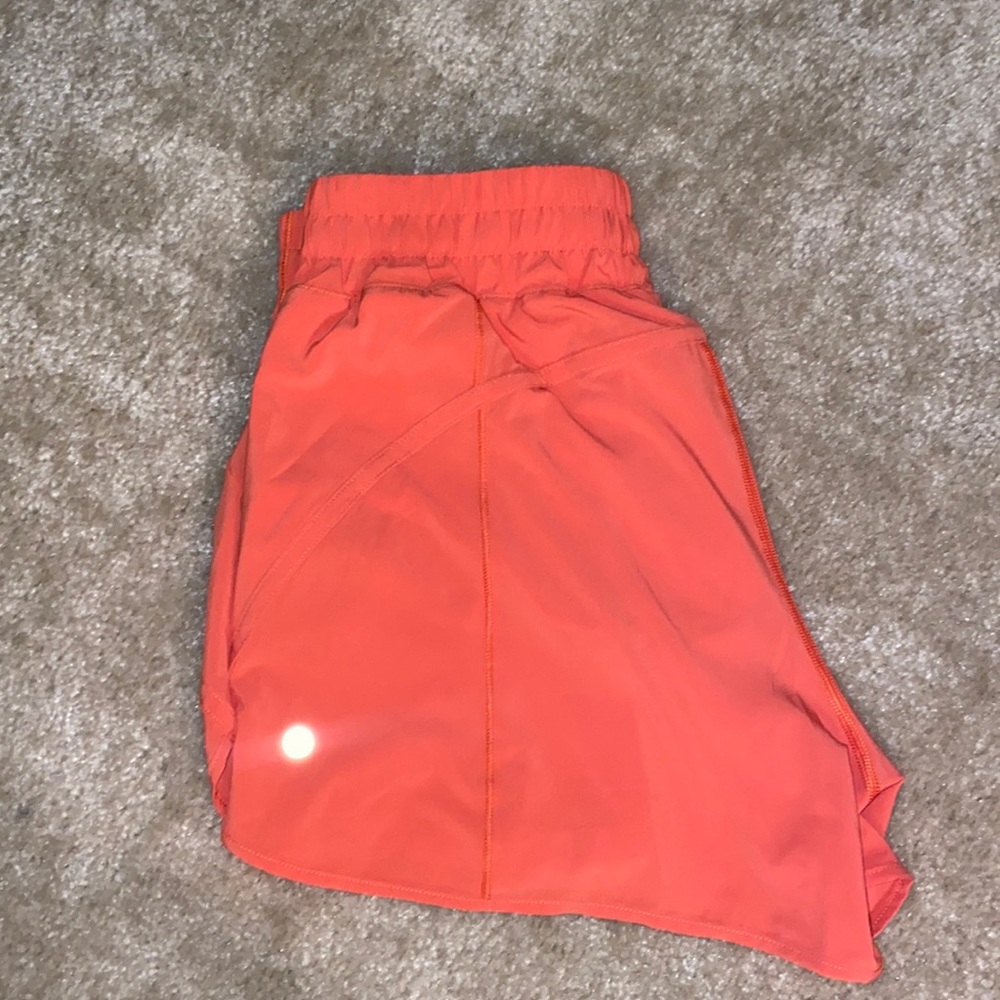 Lululemon Track That Mid Rise 5”
